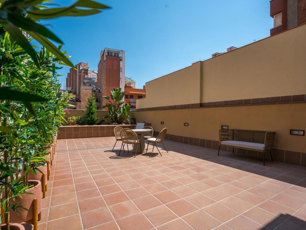 Limehome Barcelona Carrer De Besalu 82 Exteriér fotografie