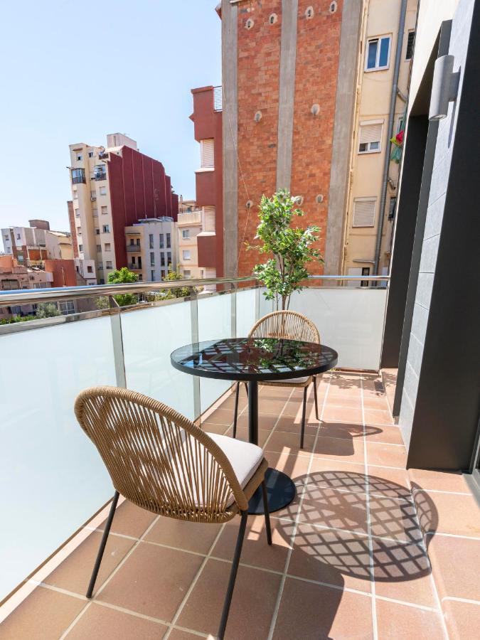 Limehome Barcelona Carrer De Besalu 82 Exteriér fotografie