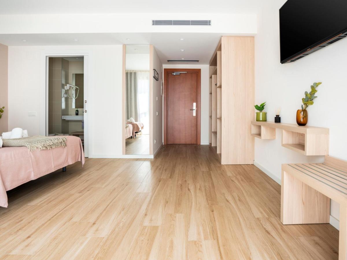 Limehome Barcelona Carrer De Besalu 82 Exteriér fotografie